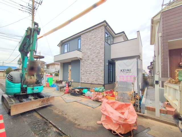 入間郡三芳町大字藤久保の新築一戸建の外観|2025年12月撮影　
35坪以上のゆとりの敷地に建つ新築戸建。
30年長期サポートで安心です。
資料請求やご見学などお気軽にお問い合わせください。