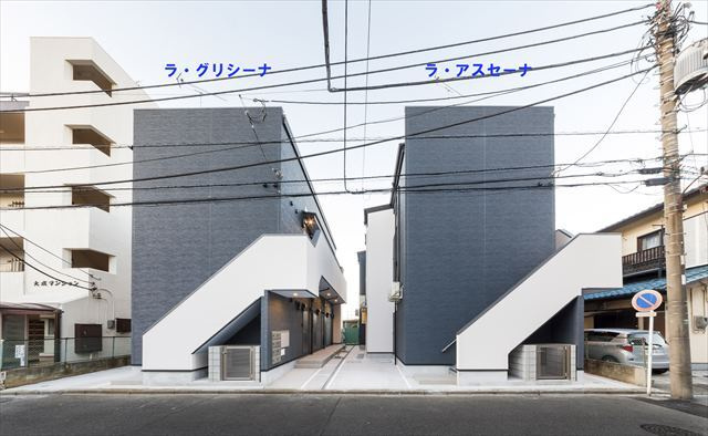 ラ・グリシーナのエントランス