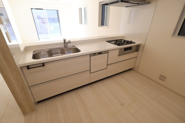 《仲介手数料無料》大宮区堀の内町２丁目103-1新築一戸建てブルーミングガーデンのキッチン