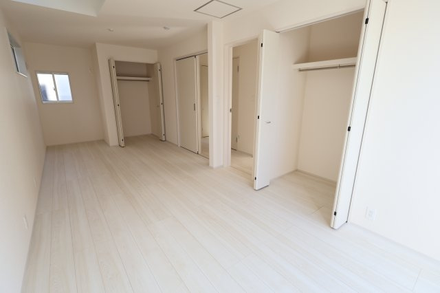 《仲介手数料無料》大宮区堀の内町２丁目103-1新築一戸建てブルーミングガーデンの洋室