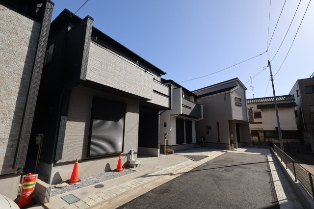《仲介手数料無料》大宮区堀の内町２丁目103-1新築一戸建てブルーミングガーデンの外観