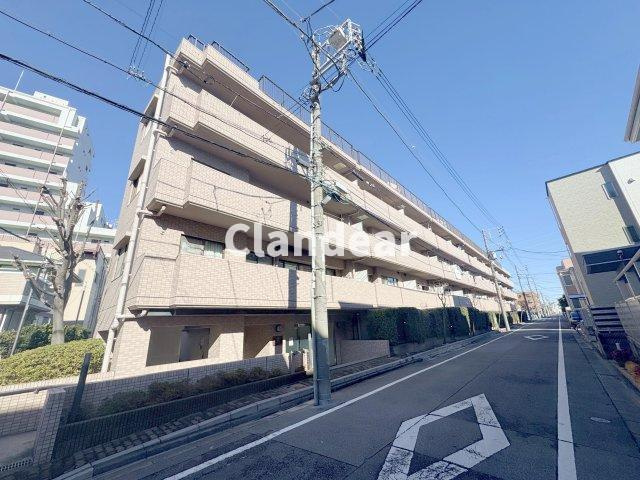 グランベル西新井の外観|ドキドキの新生活も、安心してスタート。ぴったりの住まいを見つけませんか？クランディアが一緒に住まい選びをサポートします‼　まずは、お気軽にお問合せください　＃クランディア