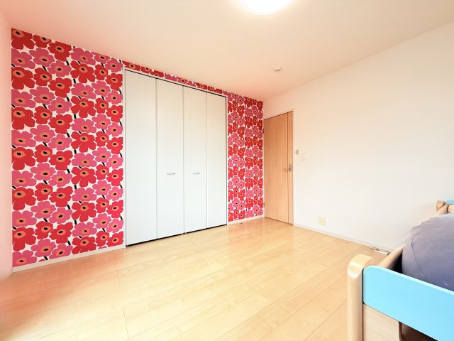 桜川市鍬田中古住宅の洋室