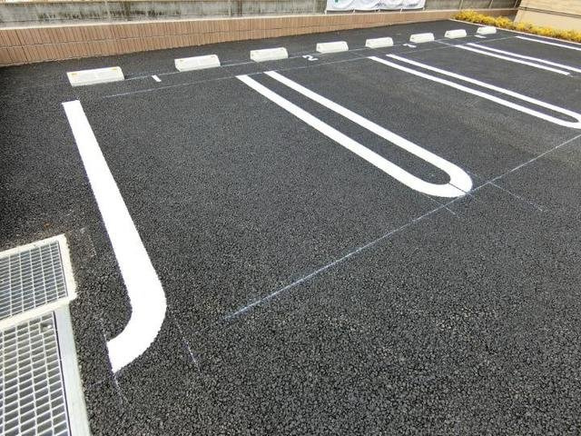 【駐車場】 | シャトル　Ａ | 駐車場です