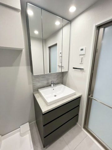 GREEN PARK 本郷の独立洗面台