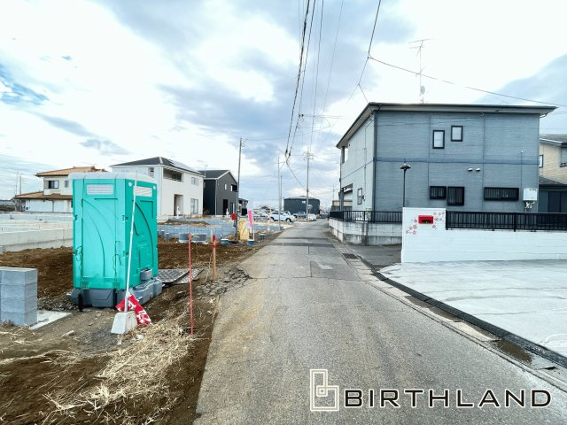 新築戸建・新築建売　大泉町寄木戸第18　西小・西中の前面道路含む現地写真