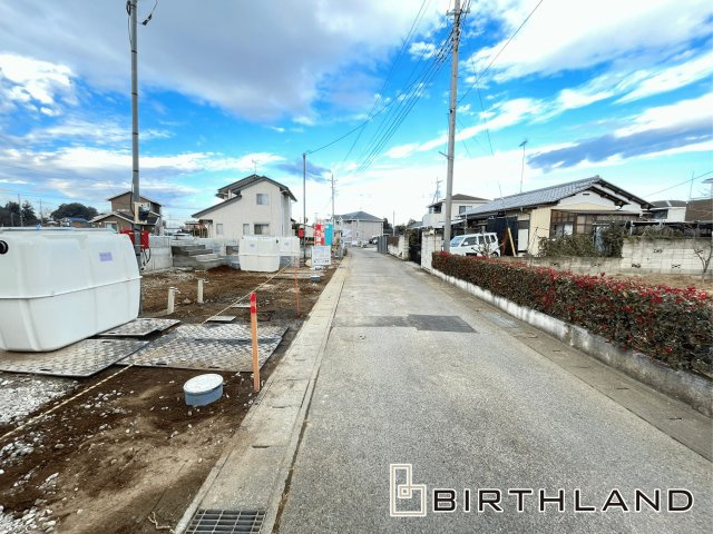 新築戸建・新築建売　大泉町寄木戸第18　西小・西中の前面道路含む現地写真
