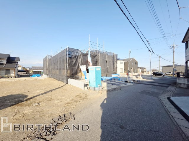 新築戸建・新築建売　大泉町寄木戸第18　西小・西中の前面道路含む現地写真