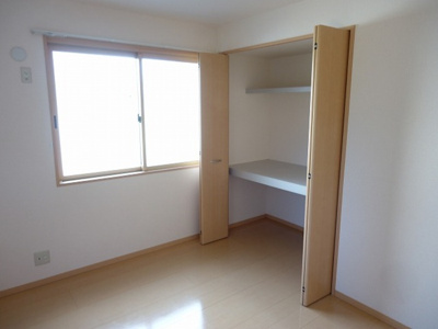 【洋室】 | エトワール百石 | 北側6帖洋室