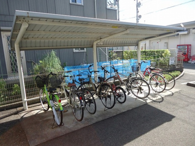 【その他共用部分】 | エトワール百石 | 駐輪場