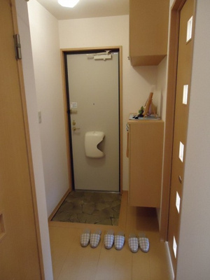 【玄関】 | エトワール百石 | 玄関内　シューズボックス　※反転タイプ