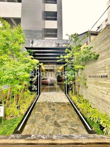 ブランシエスタ東別院のエントランス