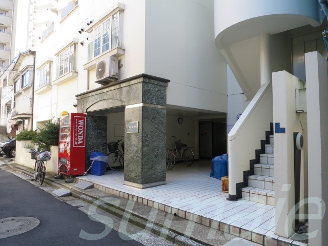 エルミ東十条のエントランス|エントランスです☆