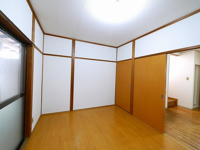 ハイツハヤシCの洋室