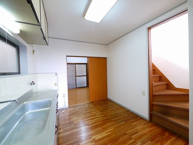 ハイツハヤシCの居間・リビング