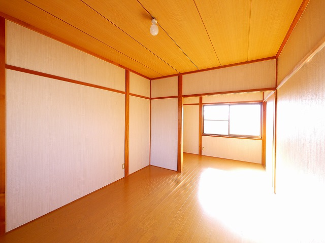 ハイツハヤシCの洋室