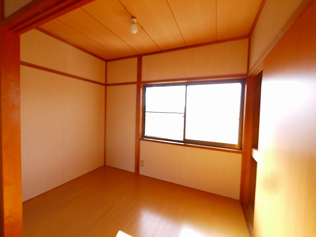 ハイツハヤシCの洋室