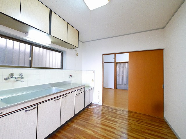 ハイツハヤシCの居間・リビング