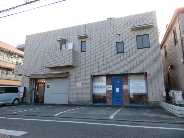 所沢市東狭山ケ丘１丁目の店舗