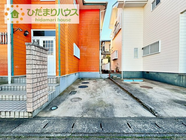【駐車場】 | 我孫子市中里　中古戸建 | マイホームなら駐車場代がかかりません！しかも、自宅の駐車場で洗車ができます！今までコイン洗車に行っていた手間も省けて、節約にもつながります(^^♪