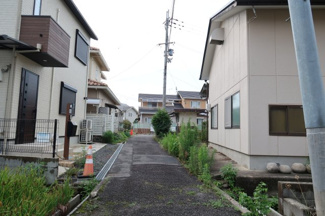【前面道路含む現地写真】 | 野洲市吉地　中古戸建