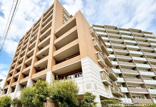 グランシティ東京イーストⅡの外観