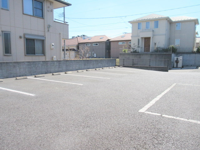 ラフィネの駐車場|敷地内駐車場