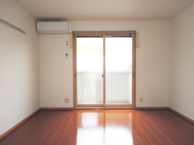 【寝室】 | コゥジィーコート１