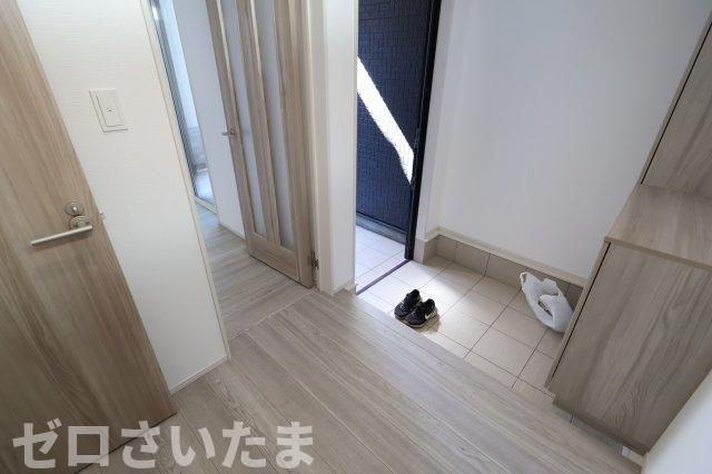 《仲介手数料無料》緑区大字中尾1720-3新築一戸建てファーストタウンの玄関