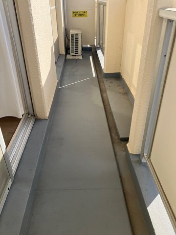 永代マンションのバルコニー