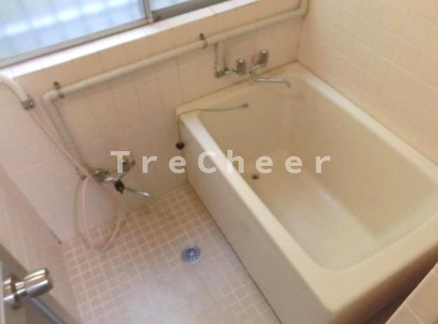 アゼリアハウスの浴室