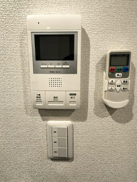 モニター付きインタフォン