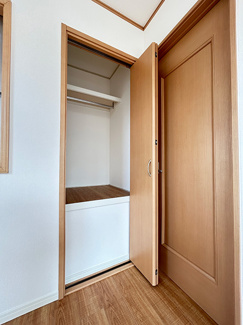 【収納】 | 茅ヶ崎市西久保 中古戸建て | 洋室6.2帖（3階）収納部分②
