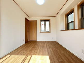 【洋室】 | 茅ヶ崎市西久保 中古戸建て | 洋室6.0帖（3階）別角度