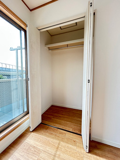 【収納】 | 茅ヶ崎市西久保 中古戸建て | 洋室6.0帖（3階）収納部分①