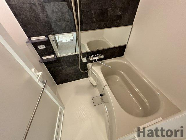 ルフォンプログレ南森町の浴室