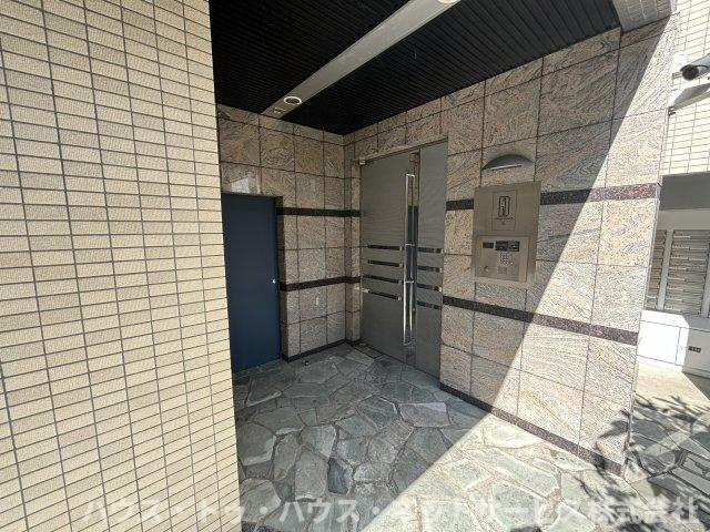 グランドルチェ5のエントランス