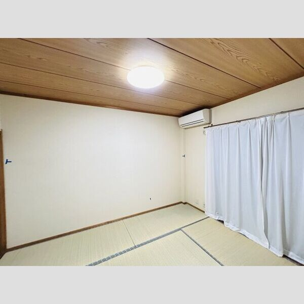 グリーンハウス１２の和室