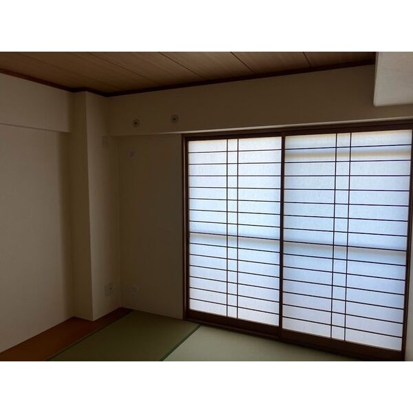 パシフィックマンションの和室