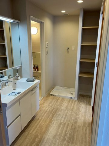 アルファステイツ中府の洗面所