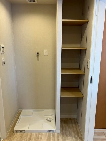 アルファステイツ中府のランドリースペース