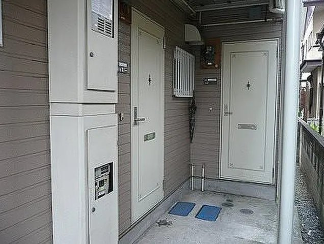 埼玉県さいたま市1棟売りアパート【シャルマン浦和】　「満室稼働中」「」利回り8.04％の玄関