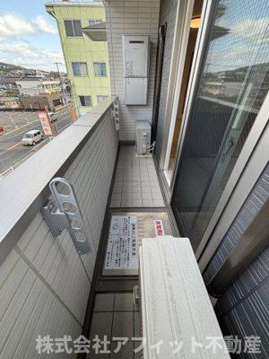 【バルコニー】 | アリビオ | 北向き