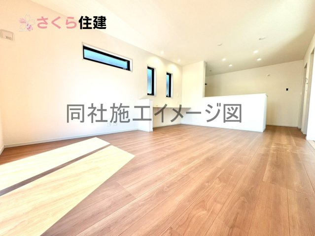 いろどりアイタウン佐野市葛生西1丁目２２　２号棟の内観：施工例|同社施工物件の写真です。※建具やフローリング、その他仕様が違う場合がございます。									
