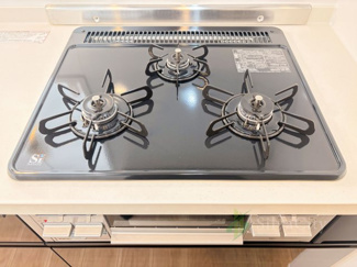 【キッチン】 | 大森フラワーマンション | 三口ガスコンログリル付