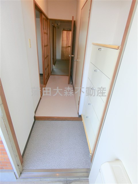 メゾンドゥラヴィの玄関