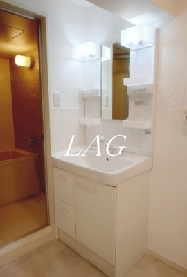 【洗面所】 | ＮＫＣ鶴間 | 独立洗面台です。