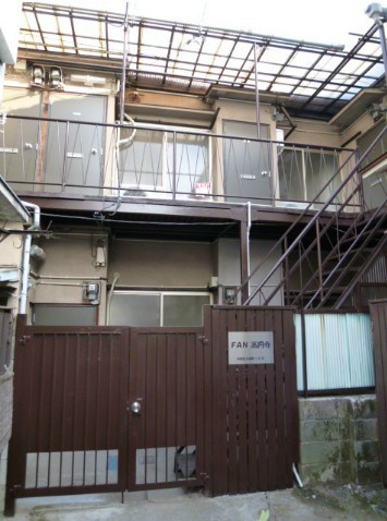 中野区大和町１丁目のアパートの外観