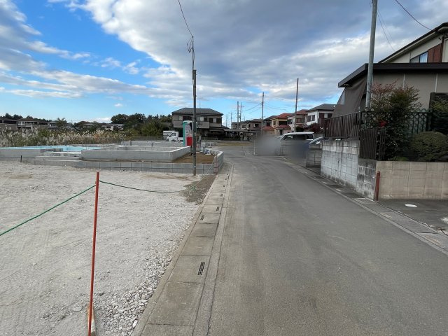新築戸建・新築建売　寄居町赤浜第6　男衾小・男衾中の前面道路含む現地写真