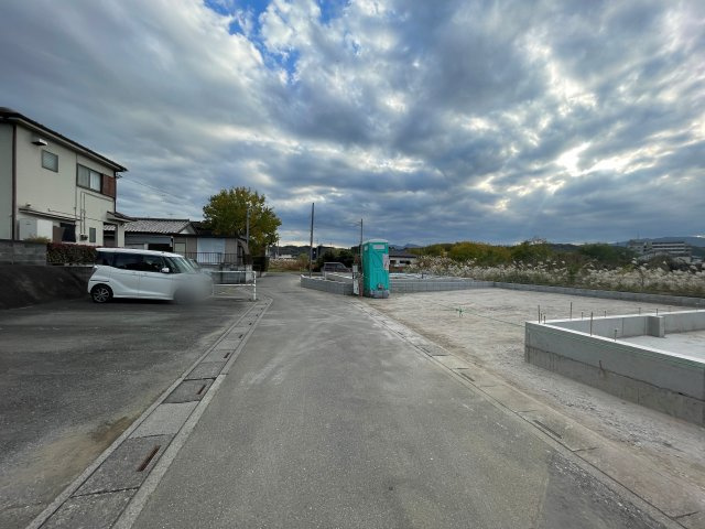 新築戸建・新築建売　寄居町赤浜第6　男衾小・男衾中の前面道路含む現地写真